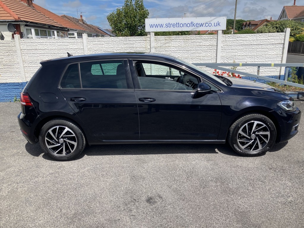2019 Volkswagen GOLF
