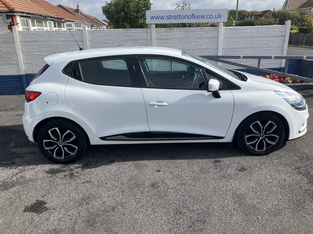 2017 Renault CLIO